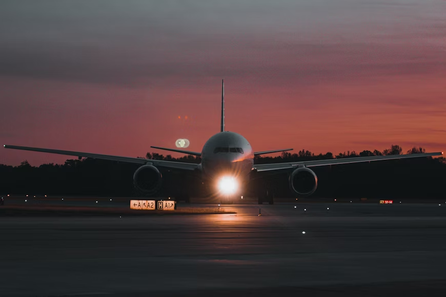 When is the cheapest time to book flights? Timing habits for better airfares